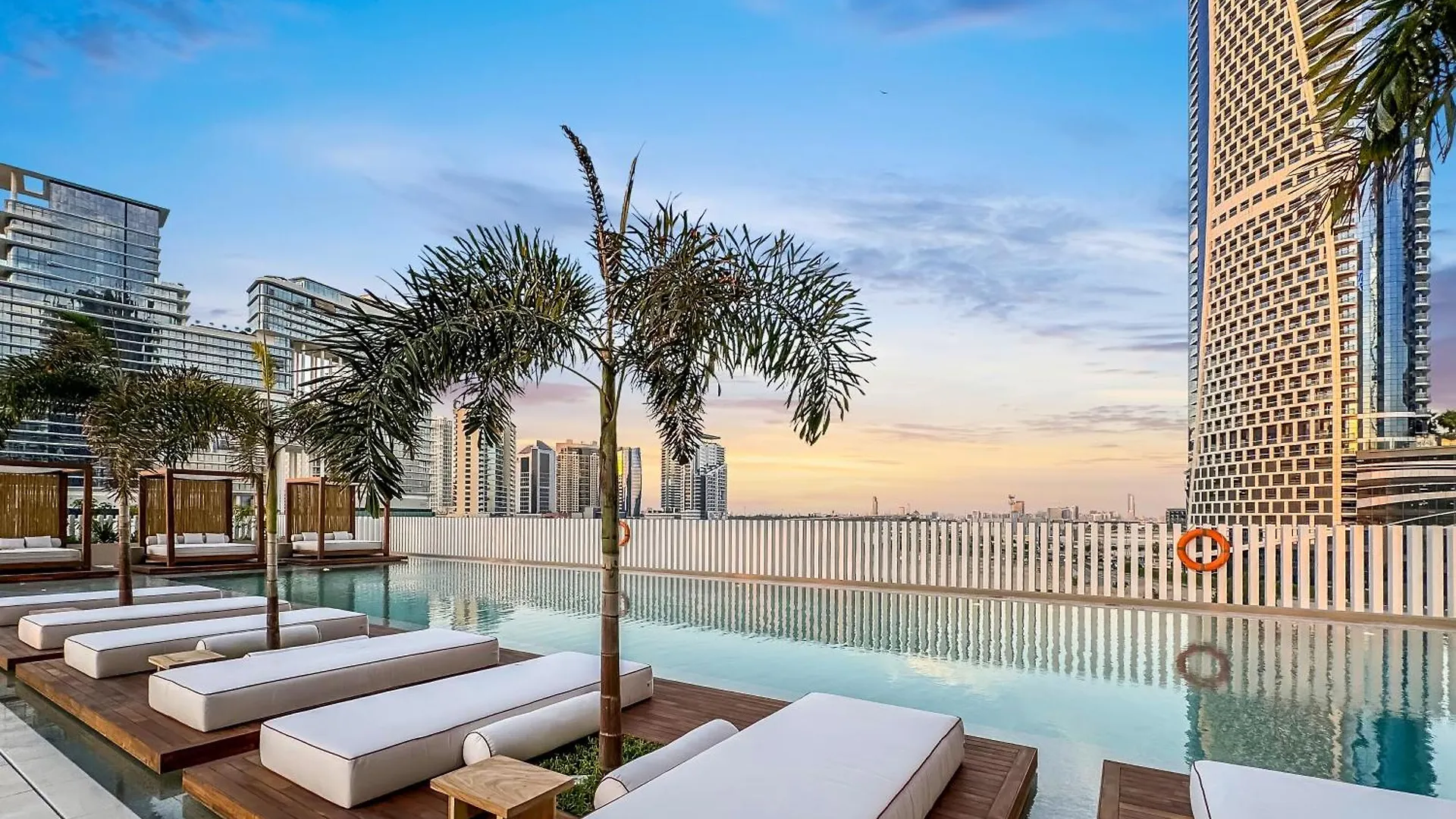 Fam Living - Upside Living - Wfh Friendly-Business Bay Apartman Dubaj 0*,