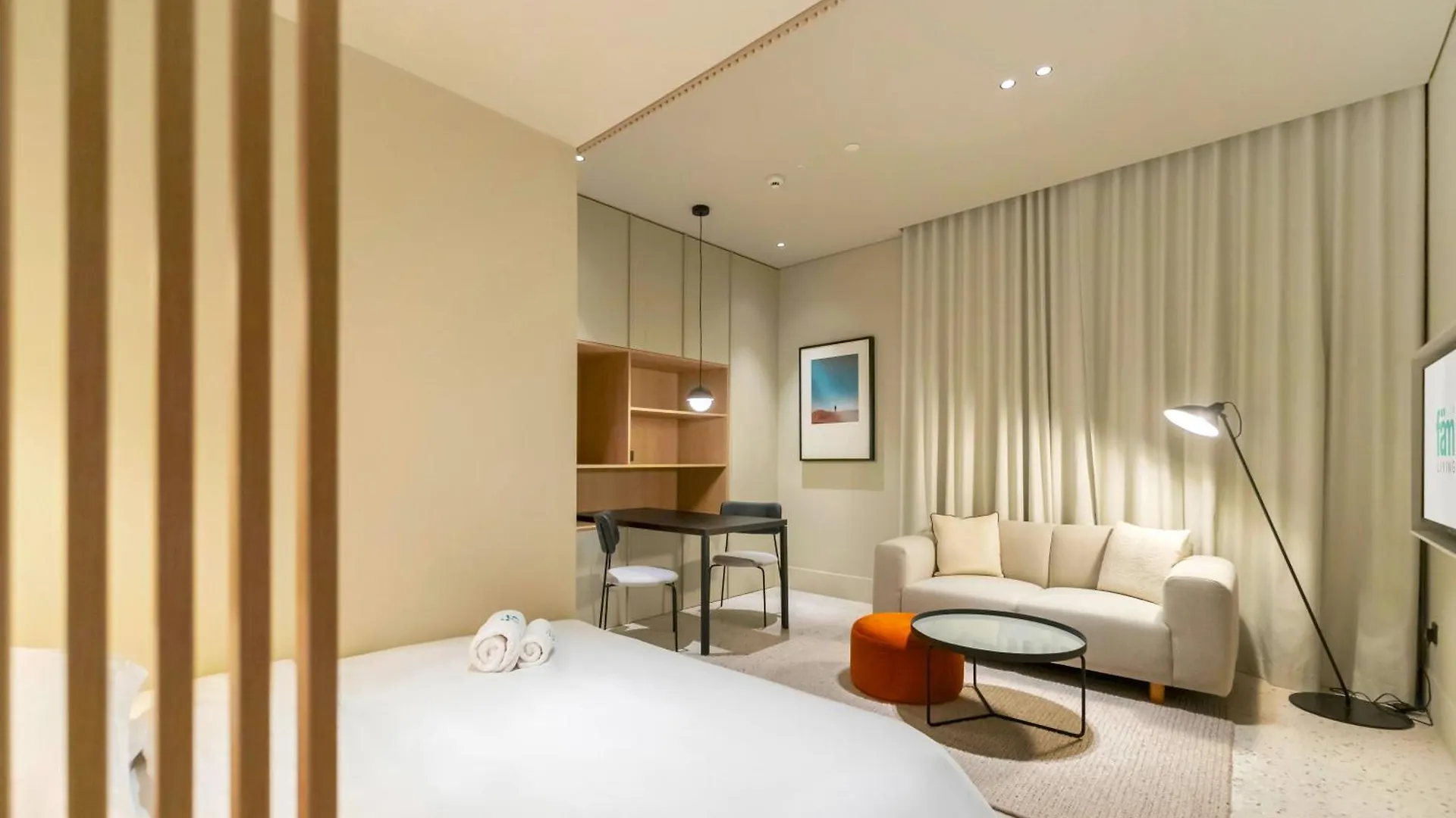 l'Appartamento Fam Living - Upside Living - Wfh Friendly-Business Bay Dubai 0*,  Emirati Arabi Uniti