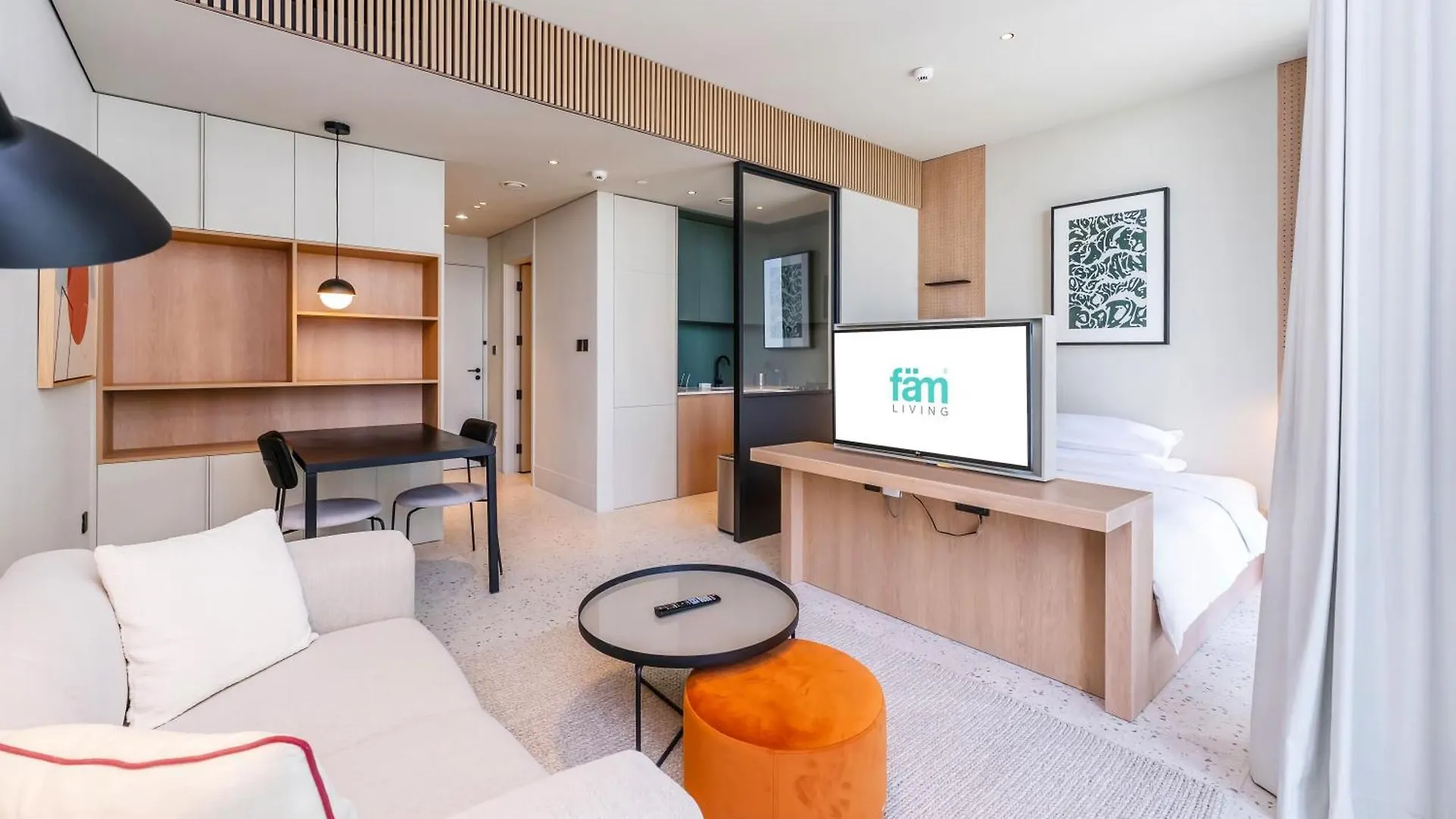 Fam Living - Upside Living - Wfh Friendly-Business Bay Apartment Dubai