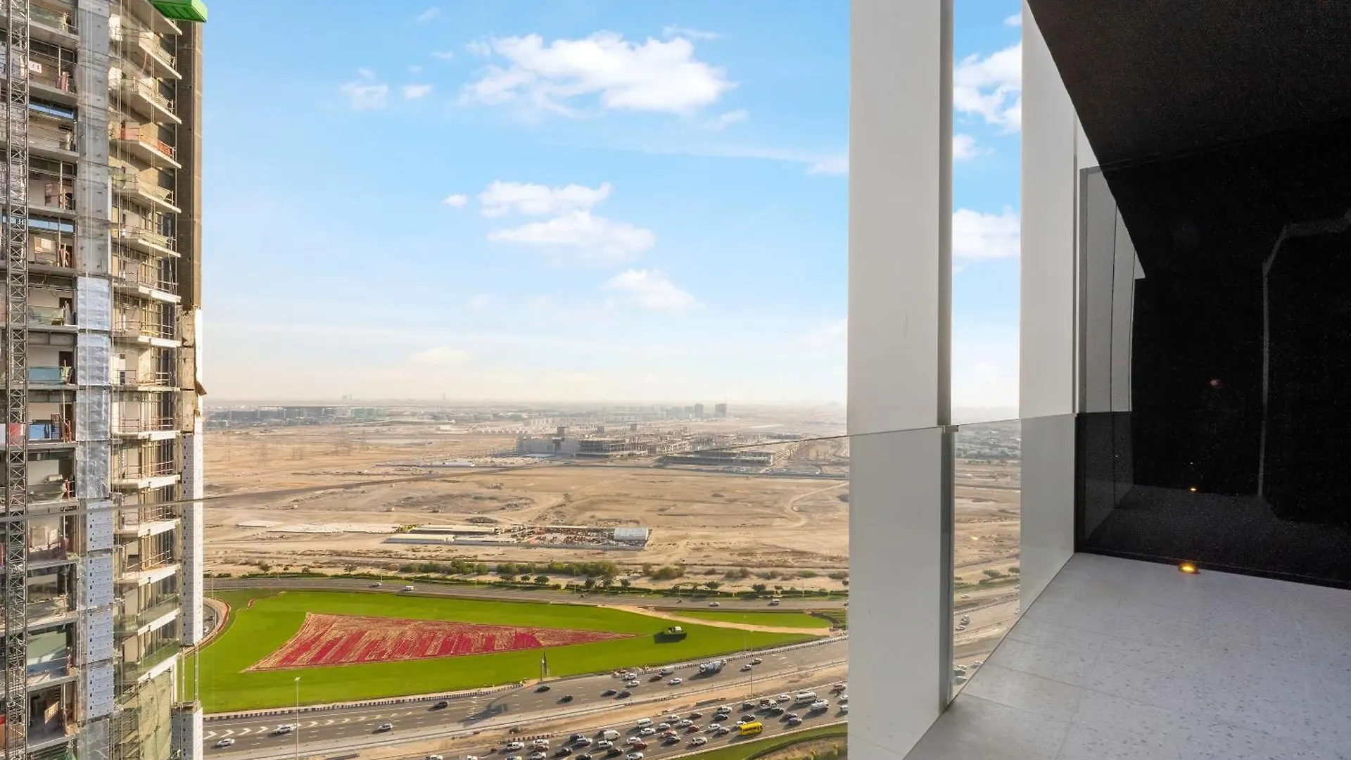 Fam Living - Upside Living - Wfh Friendly-Business Bay Apartment Dubai United Arab Emirates